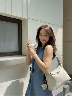 （分類：）位於 。 由 bellezza. 提交（商品編號 1459369338，圖片 1）。簡介： 。