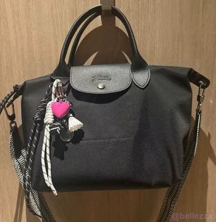 （分類：）位於 。 由 bellezza. 提交（商品編號 1459377889，圖片 1）。簡介： 。