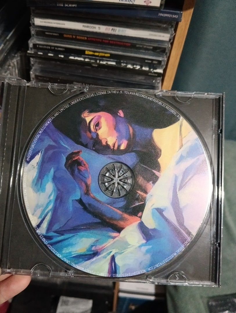Lorde Melodrama CD Album (Category: CDs & DVDs) located in Calamba. Submitted by ikea1509 (Listing ID 1459331383, Image 2). Description: unsealed like new condition (mint) rfs: will get the vinyl variant This item is guaranteed 100% authentic artist merchandise, officially sourced from record labels, official stores, and authorized distributors. We provide authentic imported from trusted suppliers around the world, including the USA, UK, Japan, a