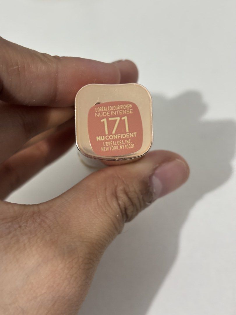 Loreal Lipstick (171 nu confident) (Category: Makeup) located in Bacoor. Submitted by natrix (Listing ID 1459416746, Image 2). Description: .