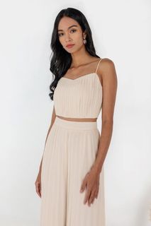 (Category: ) located in . Submitted by shoptansisters (Listing ID 1459310547, Image 1). Description: .