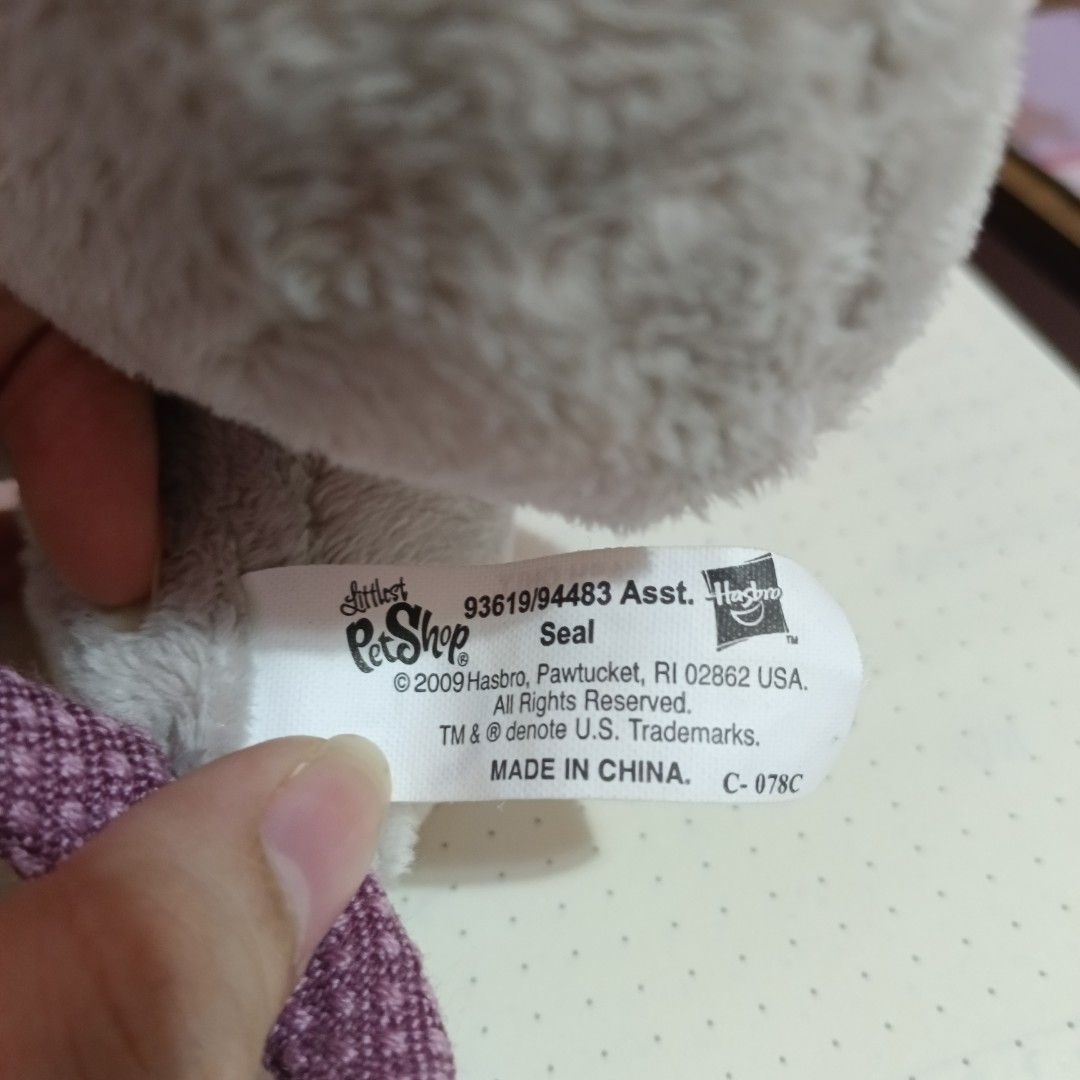 LPS|LITTLEST PETSHOP plush seal (Category: Plushies & Soft Toys) located in Davao. Submitted by sshleepy (Listing ID 1459384877, Image 3). Description: rfs need funds! dm for questionss.