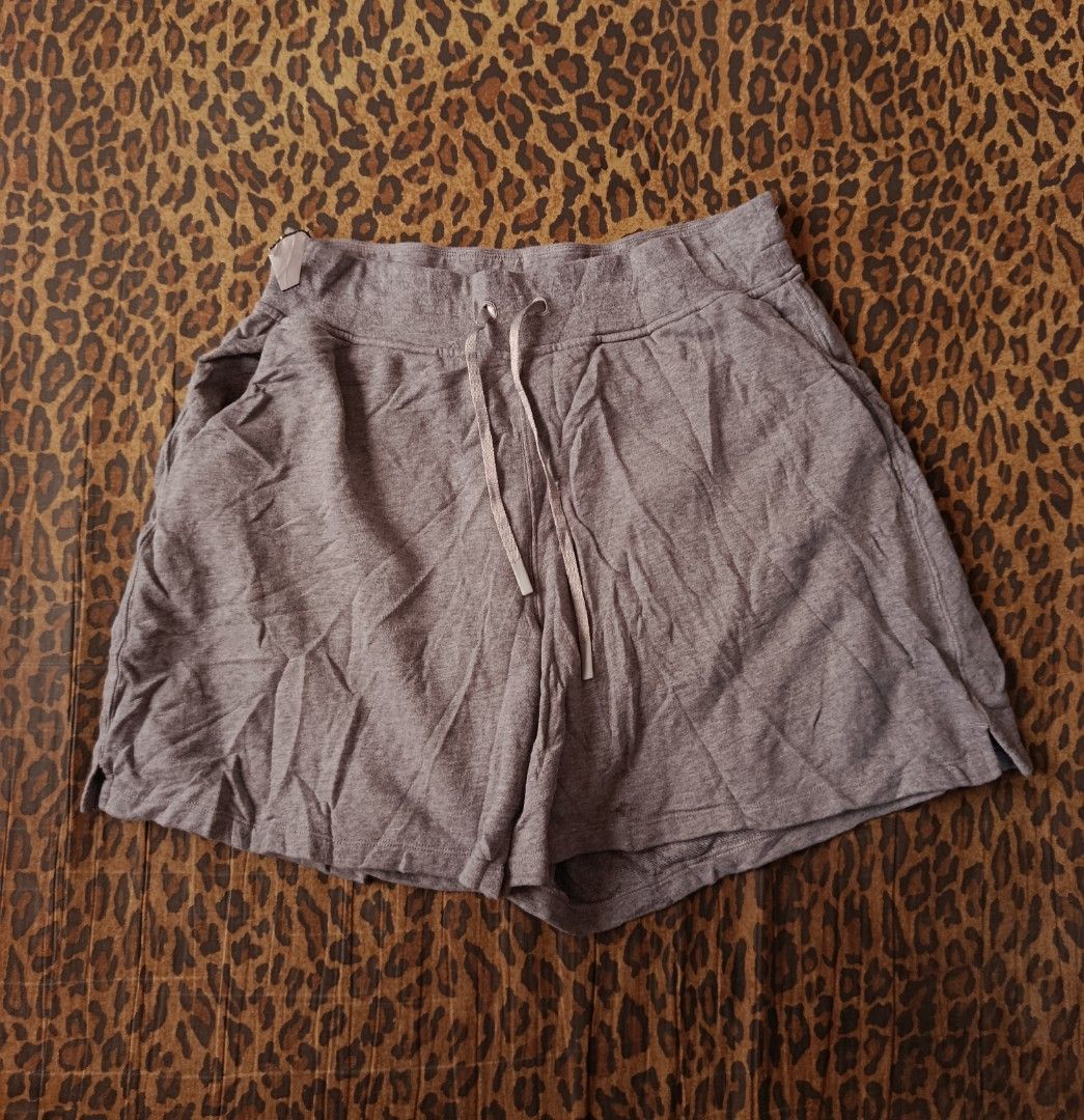 Lululemon All Yours HR Short 7 (Category: Activewear) located in Davao. Submitted by VFinds414 (Listing ID 1459416033, Image 1). Description: Lululemon All Yours HR Short 7 Waist 30-32 Length 17 Excellent Condition 550 add ship.