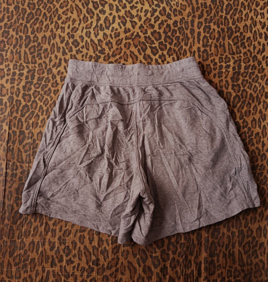 Lululemon All Yours HR Short 7 (Category: Activewear) located in Davao. Submitted by VFinds414 (Listing ID 1459416033, Image 2). Description: Lululemon All Yours HR Short 7 Waist 30-32 Length 17 Excellent Condition 550 add ship.