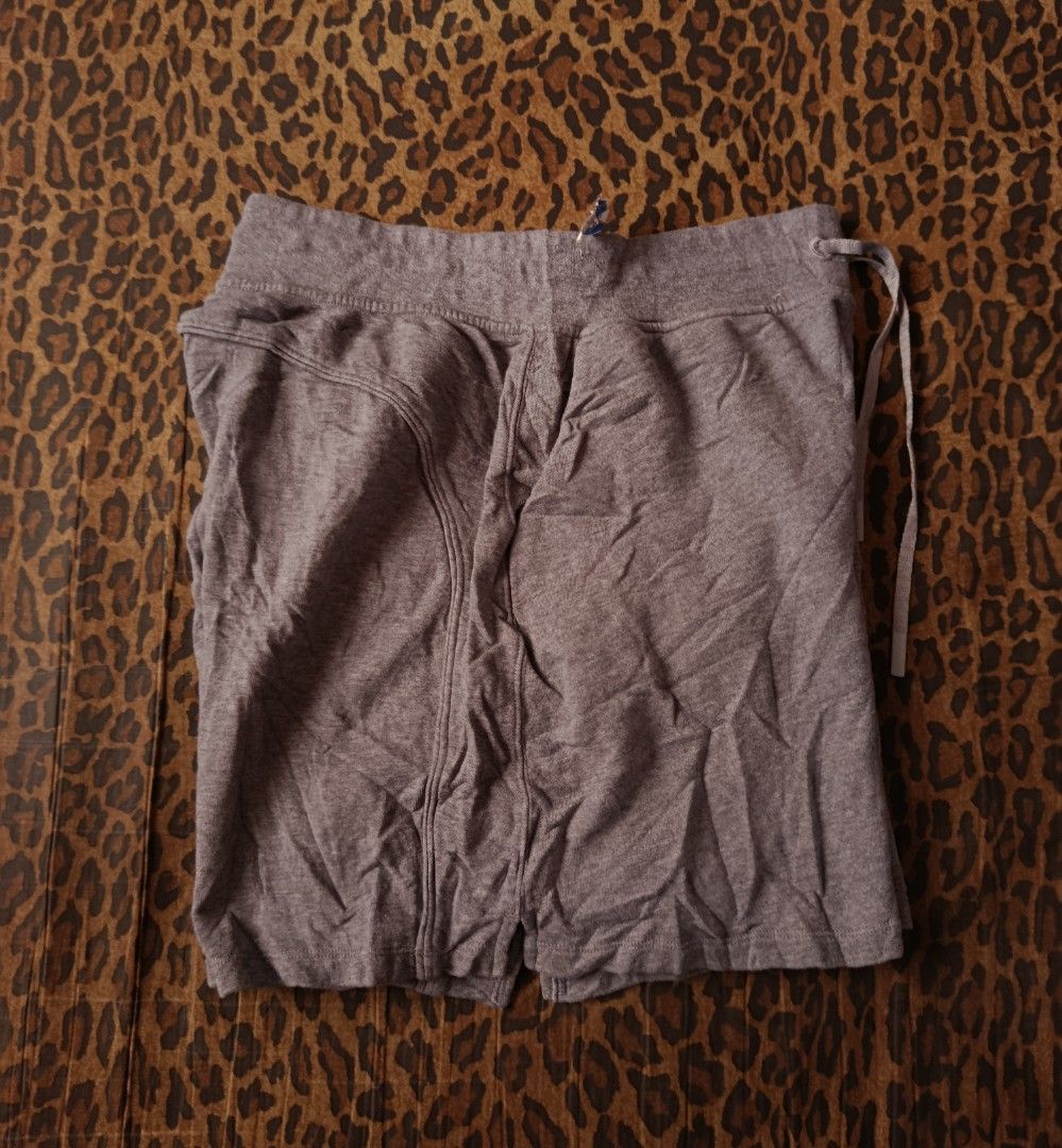 Lululemon All Yours HR Short 7 (Category: Activewear) located in Davao. Submitted by VFinds414 (Listing ID 1459416033, Image 3). Description: Lululemon All Yours HR Short 7 Waist 30-32 Length 17 Excellent Condition 550 add ship.