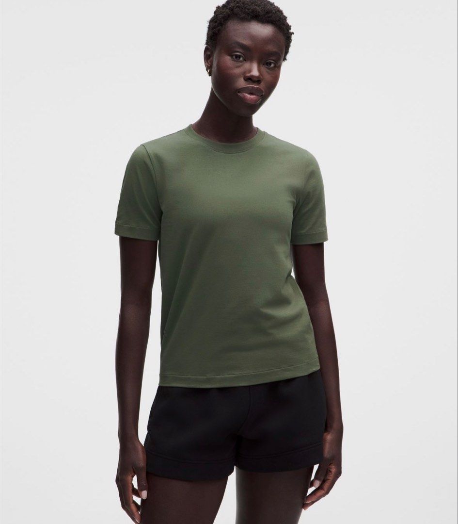 Lululemon classic top (Category: Others Tops) located in San Juan, La Union. Submitted by clothedbyaya (Listing ID 1459413748, Image 2). Description: ✨ CANADA PRE-ORDER PASABAY ✨ 📌 Order Details & Payment Terms Deposit: 60% Downpayment required to reserve your item Balance: Remaining balance payable within 2 months Dispatch: Item will be shipped immediately once fully paid 🚚 Shipping Options FREE Air Cargo: via LBC (Pouch size ONLY) (up to 1 po