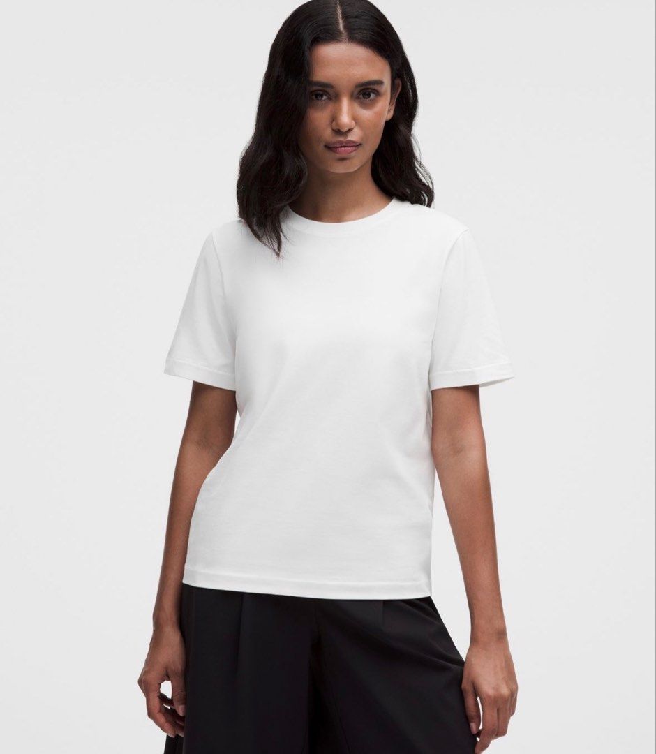 Lululemon classic top (Category: Others Tops) located in San Juan, La Union. Submitted by clothedbyaya (Listing ID 1459413748, Image 1). Description: ✨ CANADA PRE-ORDER PASABAY ✨ 📌 Order Details & Payment Terms Deposit: 60% Downpayment required to reserve your item Balance: Remaining balance payable within 2 months Dispatch: Item will be shipped immediately once fully paid 🚚 Shipping Options FREE Air Cargo: via LBC (Pouch size ONLY) (up to 1 po