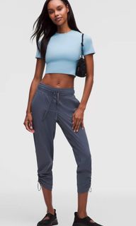 (Category: ) located in . Submitted by lyndz007closet (Listing ID 1459298556, Image 1). Description: .