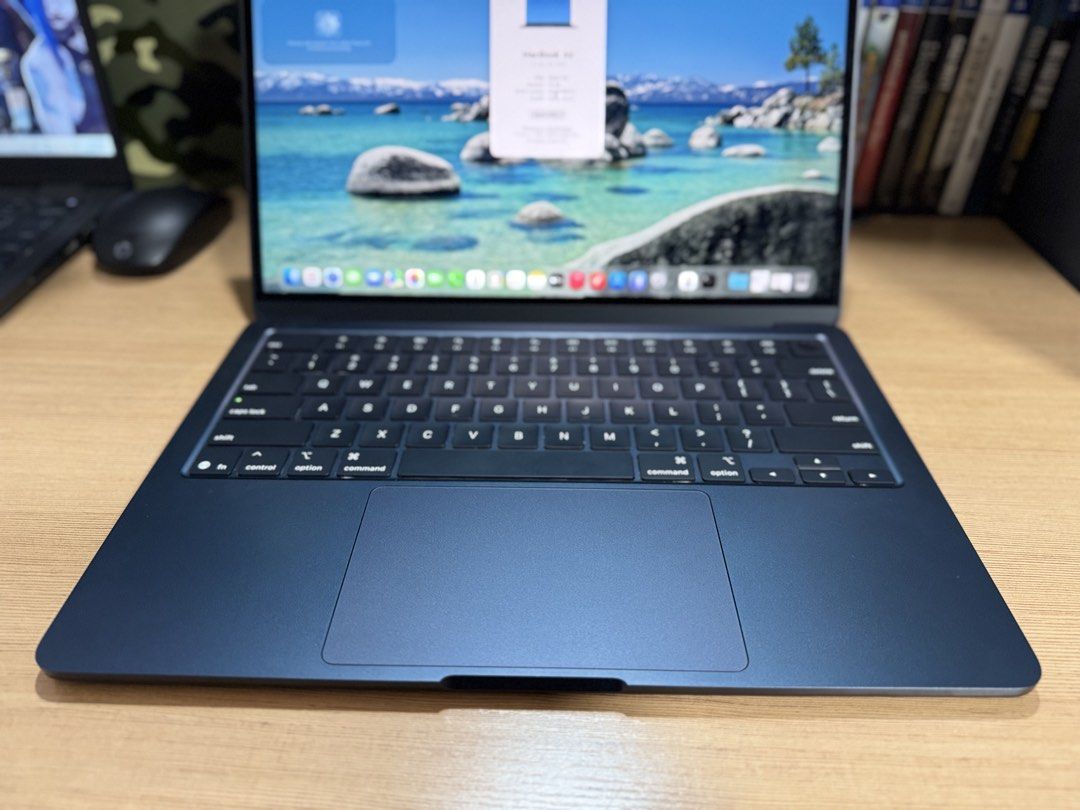 MacBook Air 13-inch M4 2025 (Category: Laptops & Notebooks) located in Manila. Submitted by gerbie0696 (Listing ID 1459370756, Image 2). Description: MacBook Air 13-inch M4 2025 256GB SSD / 16GB RAM Cycle count:42 100% battery health Price: 61,990 pesos only Condition: Good as new Best price guaranteed ♥️ Specification: ▪️Model : MacBook Air 13-inch M4 2025 Mac16,12 ▪️Processor : APPLE M4 ▪️Memory : 16 GB LPDDR5 ▪️Storage : 256 GB APPLE SSD ▪️Dis