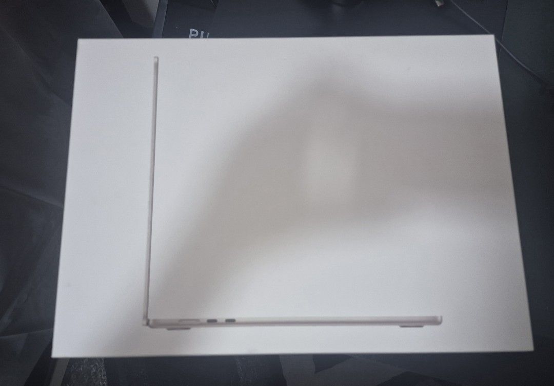 MacBook Air 15-inch (M3, 2024) (Category: Laptops & Notebooks) located in Manila. Submitted by clarkmaceda (Listing ID 1459491145, Image 2). Description: Model: MacBook Air 15-inch (M3, 2024) Chip: M3 — 8-core CPU / 10-core GPU RAM: 16GB unified memory Storage: 512GB SSD Display: 15.3-inch Liquid Retina, 2880×186.