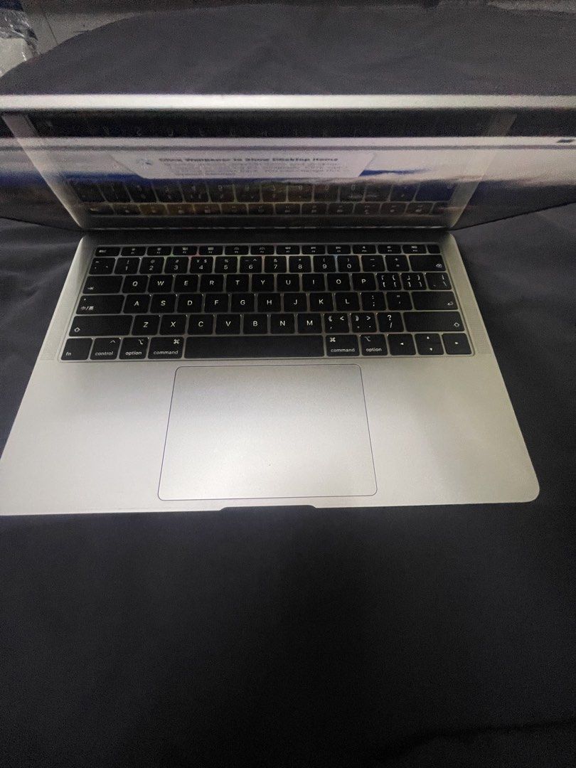macbook air i5 2018 (Category: Laptops & Notebooks) located in Manila. Submitted by hometechieonlineshop (Listing ID 1459301134, Image 2). Description: macbook air 2018 intel core i5 8gb ram 256gb ssd macos sonoma apps microsoft office with charger issue: dent and scratch see pics to check.
