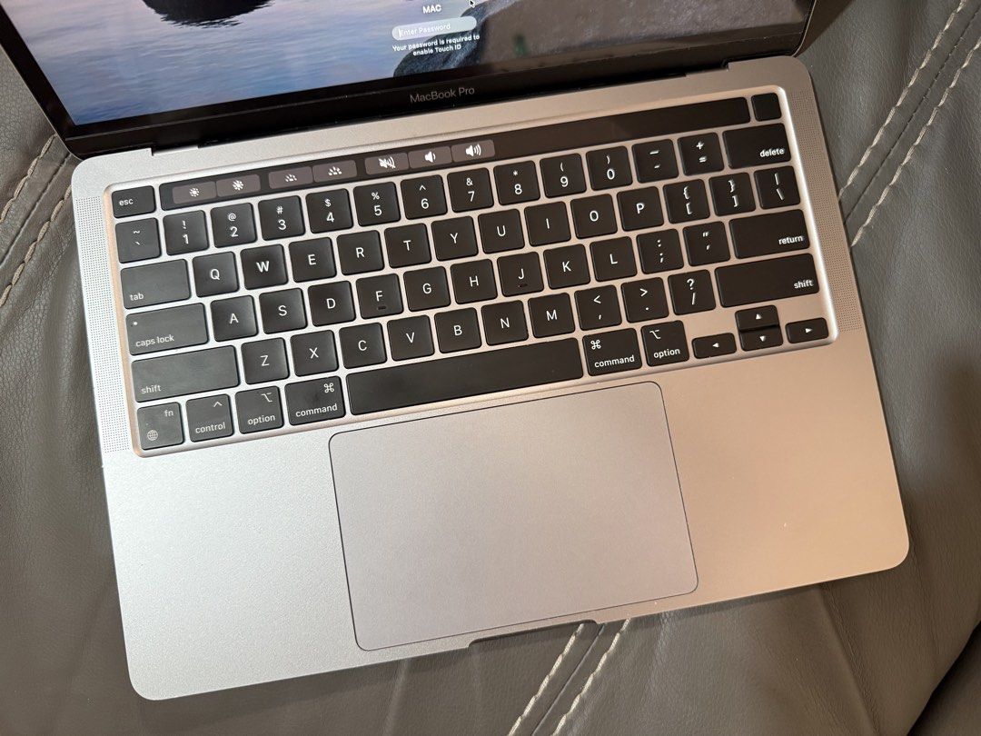 MacBook Pro M1 (Category: Laptops & Notebooks) located in Makati City. Submitted by jaydee26_ (Listing ID 1459300749, Image 2). Description: MacBook Pro 13inch 2020 model M1, 8gb memory, 256gb storage 92% battery capacity MacOS Tahoe 26.6.2 Space Gray with charger & cable. for sale for swap macbook + cash for swap defective macbook + cash for swap iphone + cash meet up.