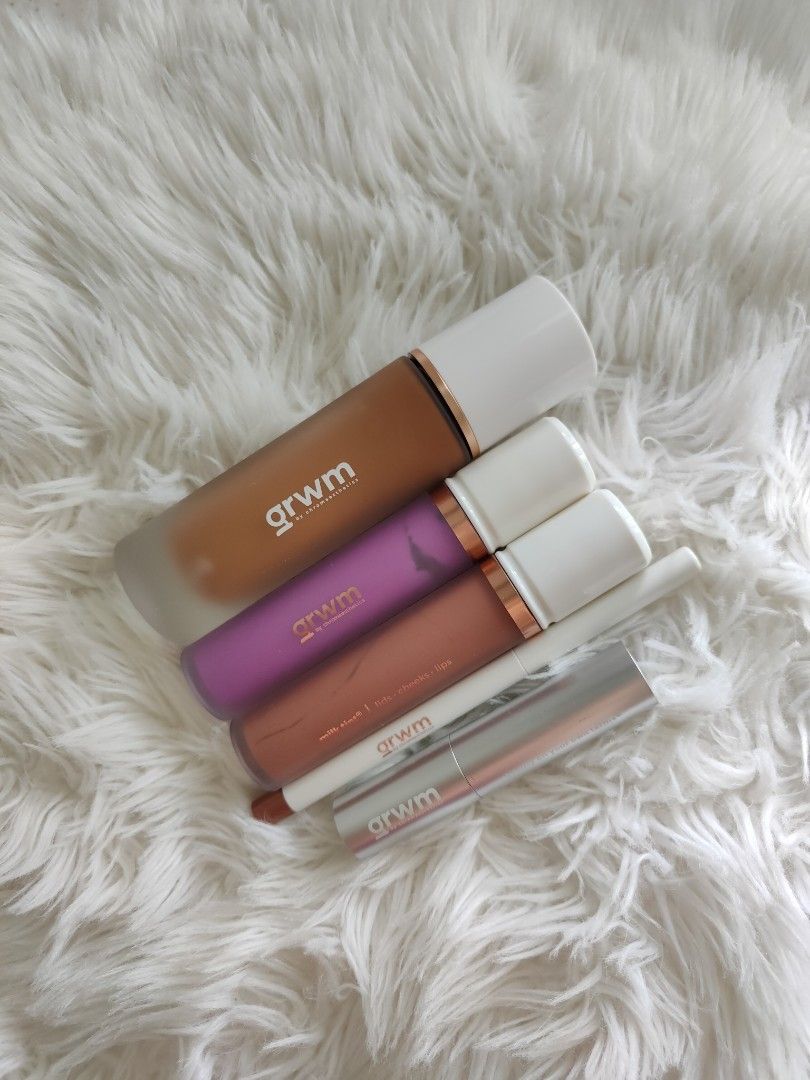 Makeup bundle - coffee set (FREE SF) (Category: Makeup) located in Cavite. Submitted by itstrish23 (Listing ID 1459333782, Image 1). Description: Sold as set (FREE SHIPPING) fix price This bundle comes with: •GRWM foundation shade Espresso (NEW) •GRWM milktint shade Super taro (NEW) •GRWM milktint shade 2.15 Coffee (NEW) •GRWM lip liner shade 2.15 Coffee (swatched) •GRWM lip booze lip balm shade Sangria (thrice used) perfect for Morenas Steal pri