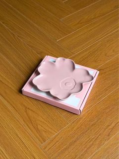 （分類：）位於 。 由 violetyh09524 提交（商品編號 1459294915，圖片 1）。簡介： 。