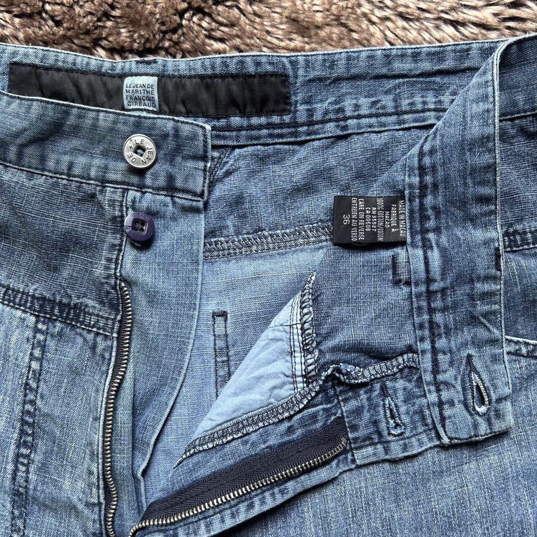Marithe Francois Girbaud shorts (Category: Shorts) located in Butuan. Submitted by handpick8600 (Listing ID 1459449766, Image 3). Description: VTG MFG "37 waist "25 length "14.5 thighs "13 hem Sign of usage Good condition Need wash Mine 850 - mine basis only - mine now, pay now, ship tomorrow - please manage your expectations - mop gcash / bank transfer - courier J&T 📍Butuan City, Agusan Del Norte 8600.