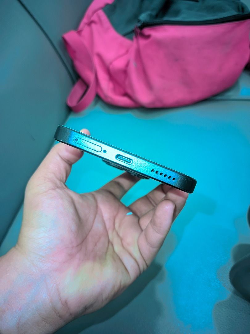 Marketplace (Category: Xiaomi) located in Caloocan City. Submitted by haru._07 (Listing ID 1459443235, Image 3). Description: RFS- Want to upgrade new one - Lightly Used - 8 Months Old - No Hidden Issue - With Original Box but no Charger ( Lost Charger) Still Negotiable .