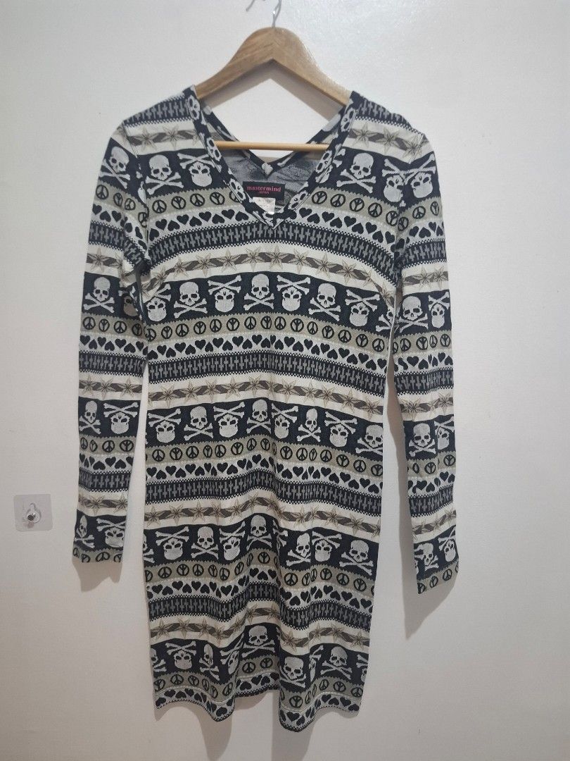 Mastermind japan size 1 (Category: Longsleeves) located in Tarlac. Submitted by christopher.24 (Listing ID 1459423273, Image 1). Description: excellent condition.