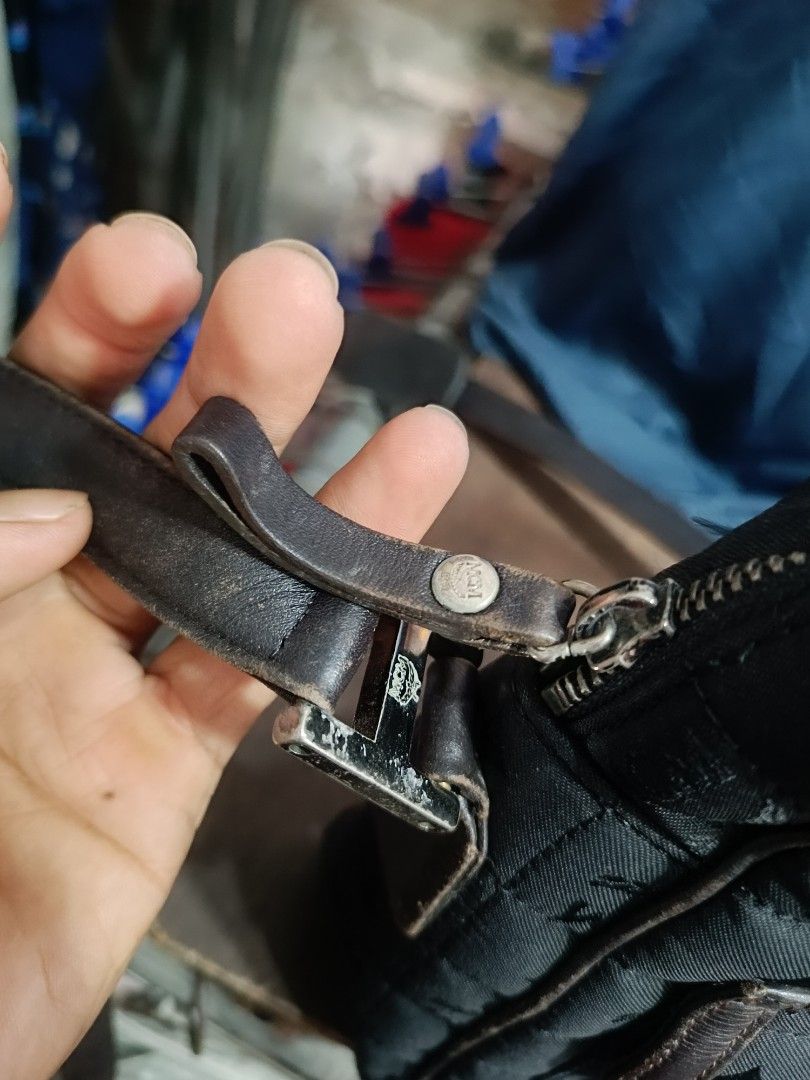 MCM SLING BAG EXCELLENT MINIMAL ISSUE GANDA PA (Category: Luxury Bags & Wallets) located in Legazpi City. Submitted by paul-galvez420. (Listing ID 1459334540, Image 3). Description: MCM SLING BAG EXCELLENT CONDITION MINIMAL ISSUE GANDA PA PRICE 1300.