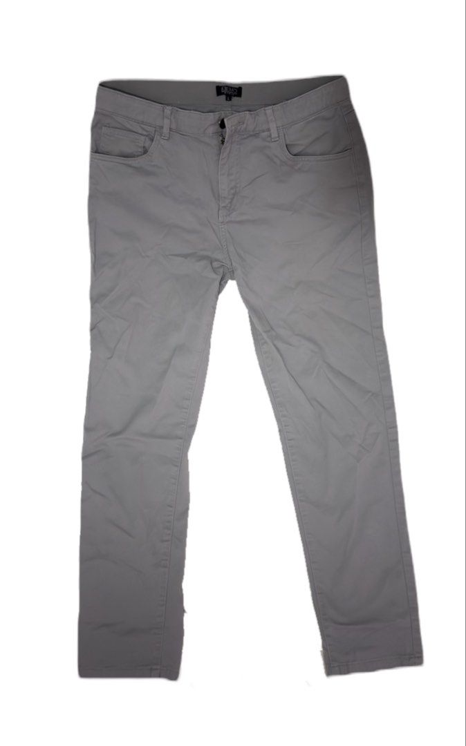 Memo Gray Chinos (Category: Chinos) located in Antipolo. Submitted by themrdeclutter (Listing ID 1459293684, Image 1). Description: 🚨Reminders🚨 ✔️Please manage your expectations some of the items posted are pre-loved. ✔️Color may vary due to lighting. ✔️Just send a direct message if you have further concerns with the items posted. .