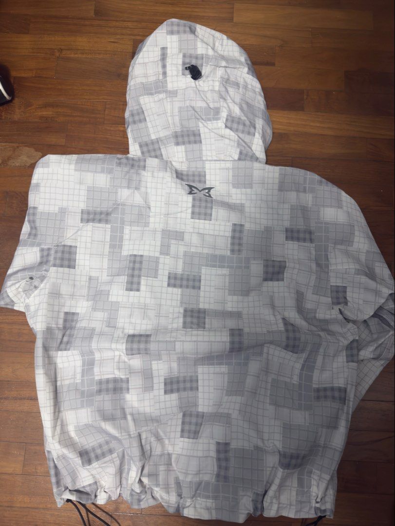 Mertra patchwork plaid jacket (Category: Coats, Jackets and Outerwear) located in Singapore. Submitted by jun_rui_ (Listing ID 1459449173, Image 2). Description: Brand new with tag 100% authentic receipt provided during deal no trade.