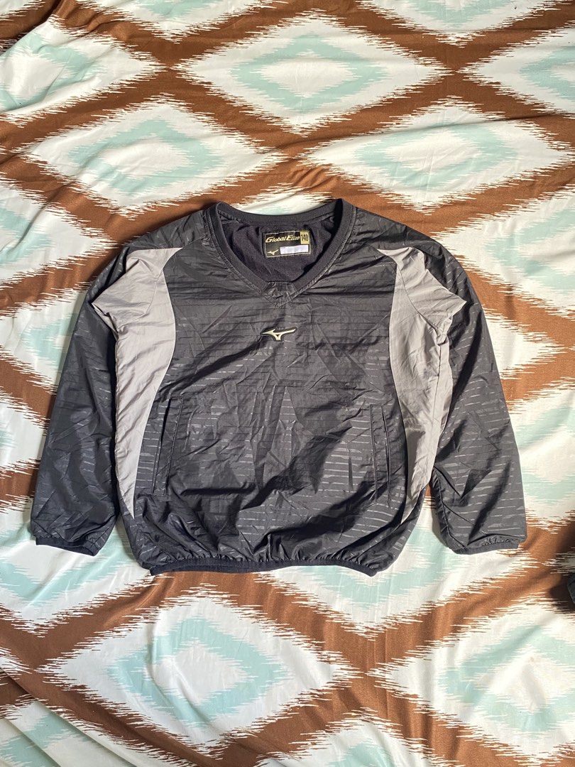 Mizuno Global Elite Baseball Pullover Jacket (Category: Coats, Jackets and Outerwear) located in Samal. Submitted by jorts26 (Listing ID 1459346391, Image 1). Description: No flaws Dimes W:19 L:21.