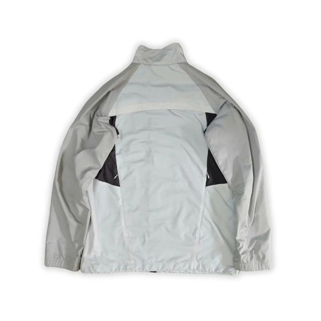 Nike Clima-fit windbreaker (Category: Coats, Jackets and Outerwear) located in Angeles City. Submitted by poweredbyrice (Listing ID 1459418678, Image 2). Description: Nike Clima-fit Windbreaker Jacket Large W -21-l to 22 L -27 to 28 angeles location.