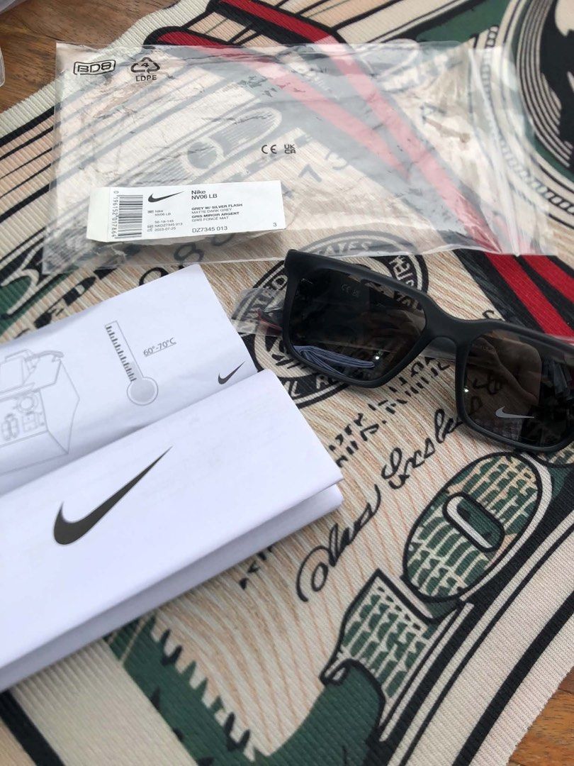 Nike LB 06 (Category: Sunglasses & Eyewear) located in Manila. Submitted by tito_miggyxthrift3boys (Listing ID 1459447628, Image 1). Description: FOR SALE NIKE SHADES BRAND NEW Nike nv06 lb Color way : grey w/ silver flash matte dark grey Gris miroir argent Gris fonce mat Price: 2000 Open for meet up or LALAMOVE Qc loc PMPM #tia .