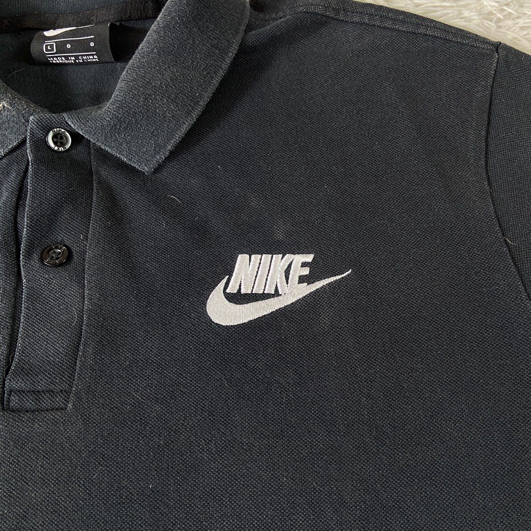 Nike Polo Shirt Black in Large (Category: Tshirts & Polo Shirts ) located in Naga. Submitted by rackstar4400 (Listing ID 1459305029, Image 3). Description: Nike Polo Shirt Black – Large | Classic Sportswear 📌 Brand: Nike 📌 Item: Polo Shirt 📌 Size: Large 📌 Color: Black About the Style: A clean Nike polo with a simple, versatile look. Easy to wear for everyday outfits while keeping that classic sportswear feel. Style: Pair it with cargos, chino