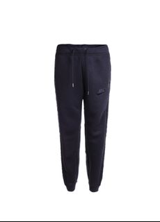 (Category: ) located in . Submitted by wewearworn (Listing ID 1459391073, Image 1). Description: .