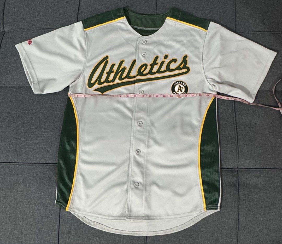 Oakland athletics men’s jersey (Category: Tshirts & Polo Shirts ) located in General Santos City (Dadiangas). Submitted by curatedstuffs101 (Listing ID 1459329429, Image 1). Description: Like new No flaws Color rate:10/10 Pls see photos for the exact measurements Low ballers will not be entertained ..
