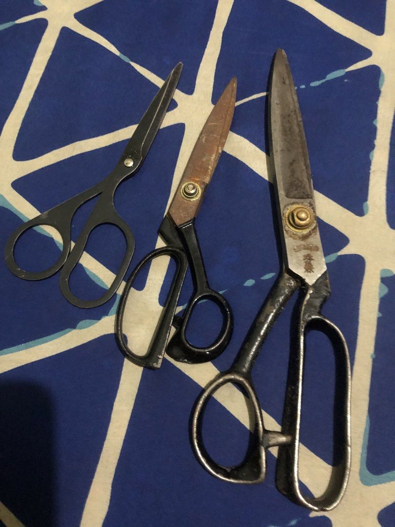 Old vintage quality japan shears scissors (Category: Vintage Collectibles) located in Quezon City. Submitted by markgolveo (Listing ID 1459411007, Image 1). Description: Old vintage quality japan shears scissors Set only.