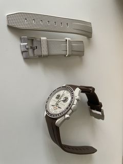 (Category: ) located in . Submitted by sellandtrade.items (Listing ID 1459366697, Image 1). Description: .