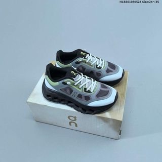 (Category: ) located in . Submitted by pickplanet_sneaker_shirt (Listing ID 1459291526, Image 1). Description: .