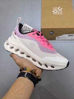 (Category: ) located in . Submitted by pickplanet_sneaker_shirt (Listing ID 1459327254, Image 1). Description: .