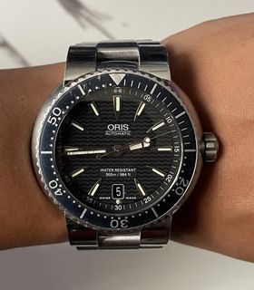 (Category: ) located in . Submitted by j_watches007 (Listing ID 1363985530, Image 1). Description: .