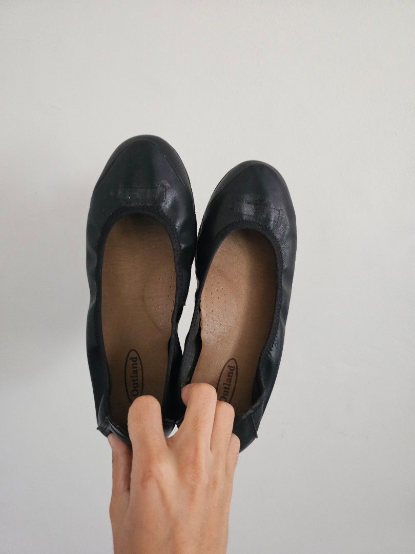 Outland Black Ballet Flats (Category: Flats & Sandals) located in Makati City. Submitted by titaarlet (Listing ID 1459321400, Image 1). Description: - originally had ribbon stitched but i removed it, see last photo for closeup of removed stitches - im size 6.5 to 7, but this is small to me, so this is likely eu 36 or in ph, size 6 max. - outland sole cushion is soft.