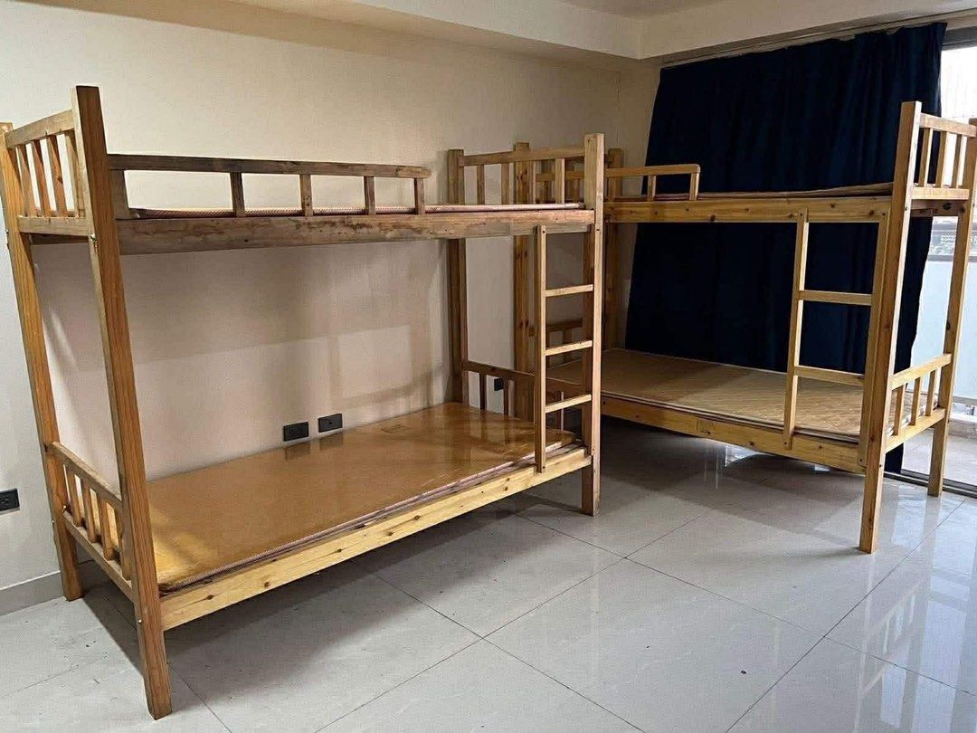PALOCHINA DOUBLE DECK‼️ (Category: Bed Frames & Mattresses) located in Manila. Submitted by miriamnicd51467 (Listing ID 1459333942, Image 2). Description: PALOCHINA DOUBLE DECK‼️ No issue/Hidden Issue‼️ 36x75 4,500 loc: Pasay Villamor PM IF INTERESTED‼️‼️.