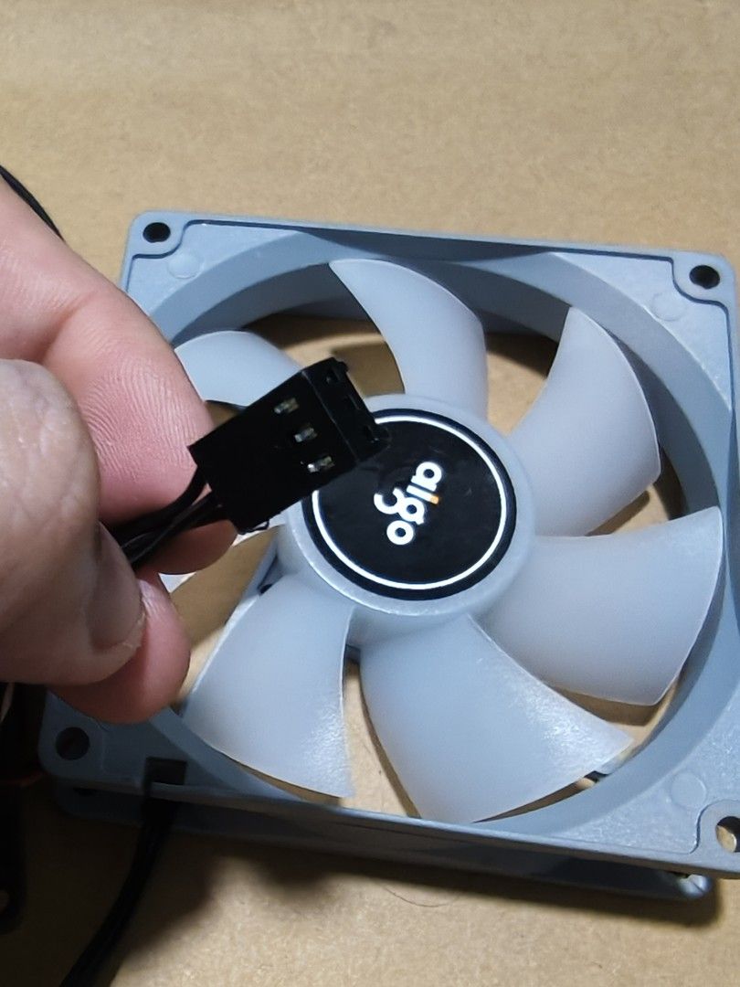 PC Case/Cpu Fans (Category: Other Accessories) located in Manila. Submitted by budgetcache (Listing ID 1459397584, Image 3). Description: - Selling 3 PC Case Fans: - 1 RGB Aigo Fan: Grey frame, white blades, 3-pin connector. - 2 Standard Fan: Black frame, black blades, 2-pin connector, Sata pin connector - Great for improving your computer's cooling - For PC case or cpu fan - Tested & Working.