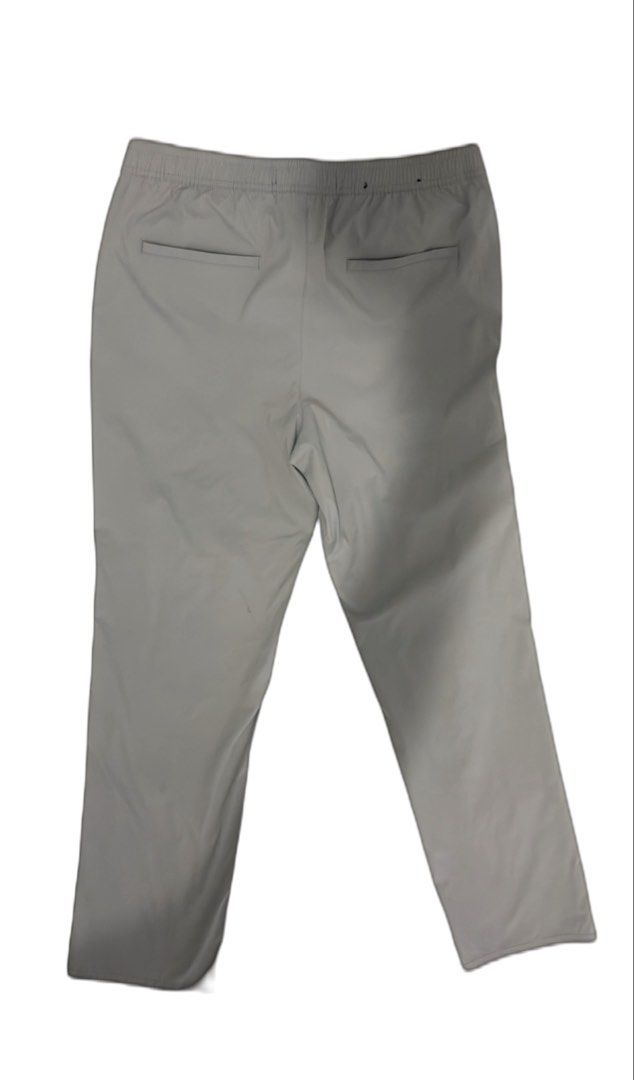 Penshoppe Trousers (Gray) (Category: Chinos) located in Antipolo. Submitted by themrdeclutter (Listing ID 1459293438, Image 2). Description: 🚨Reminders🚨 ✔️Please manage your expectations some of the items posted are pre-loved. ✔️Color may vary due to lighting. ✔️Just send a direct message if you have further concerns with the items posted. .