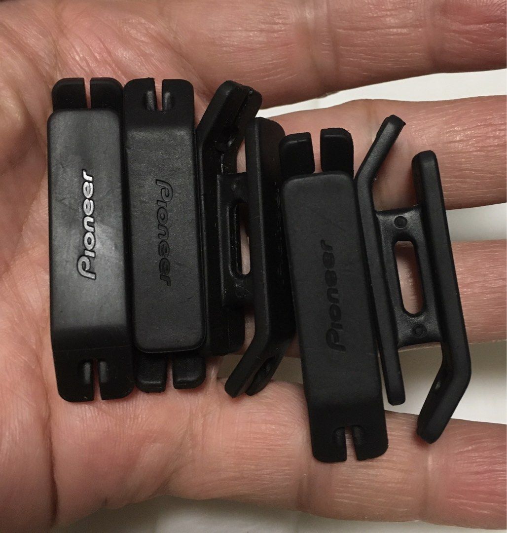 Pioneer Cable Clips Organizers (Category: Cables & Adaptors) located in Pasay City. Submitted by gilbertso62551 (Listing ID 1459407639, Image 3). Description: - Keep your wires and cables organized with these handy clips. - Available in black, featuring Pioneer brands. - Ideal for tidying up your home or office space. - Get a bundle of these useful clips to manage your cords effectively. - As is,where is - 5 pcs. .