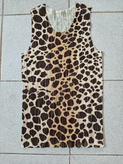 (Category: ) located in . Submitted by jaysthrift (Listing ID 1459295600, Image 1). Description: .