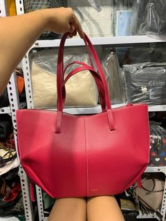 (Category: ) located in . Submitted by _prettysimplecollection (Listing ID 1459365162, Image 1). Description: .