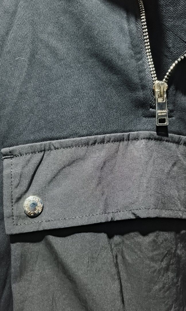 PRADA JACKET KANGAROO POCKET (Category: Coats, Jackets and Outerwear) located in Makati City. Submitted by updownthrift (Listing ID 1459465997, Image 2). Description: NO ISSUE NEED WASH ONLY.