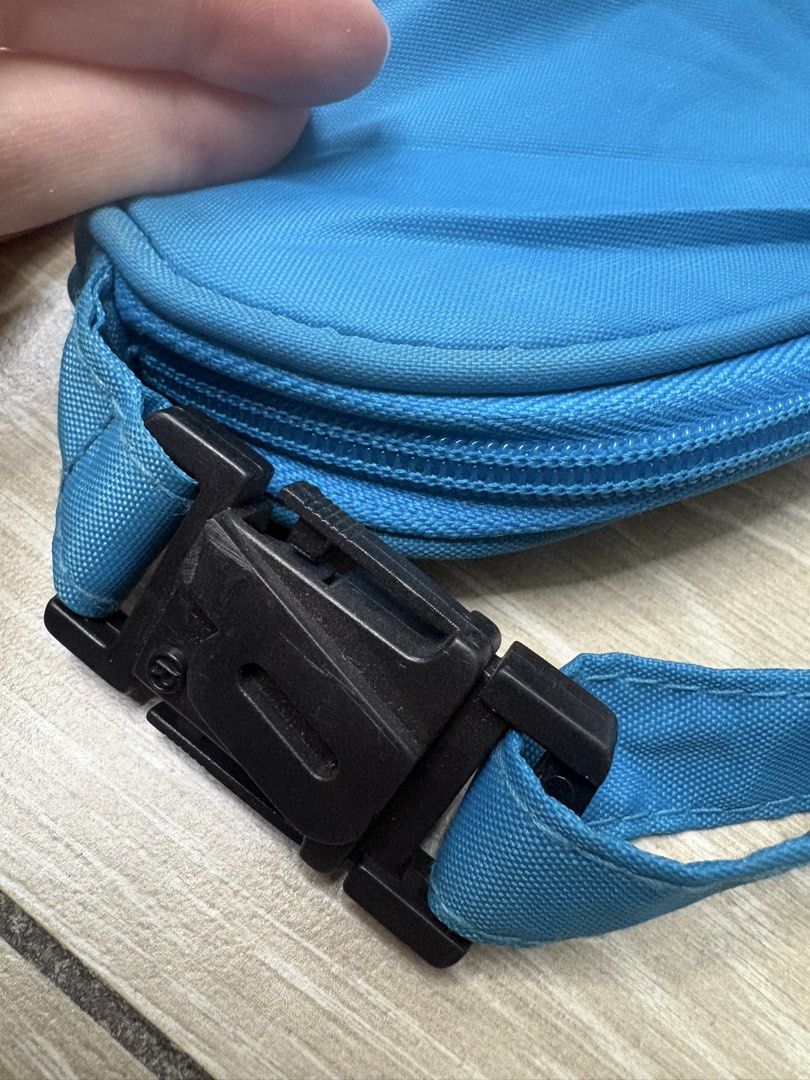 Prince Tennis Racket Case or Cover Bag (Category: Racket and Ball Sports) located in Manila. Submitted by foundhouseph (Listing ID 1459403384, Image 3). Description: - 5pcs. available -Protect your tennis racket with this durable Blue Prince cover. - Designed to fit regular and oversized rackets. - Features a convenient shoulder strap with a buckle for easy carrying. - Secure zipper closure with a branded Prince pull tab. - Ideal for protecting y
