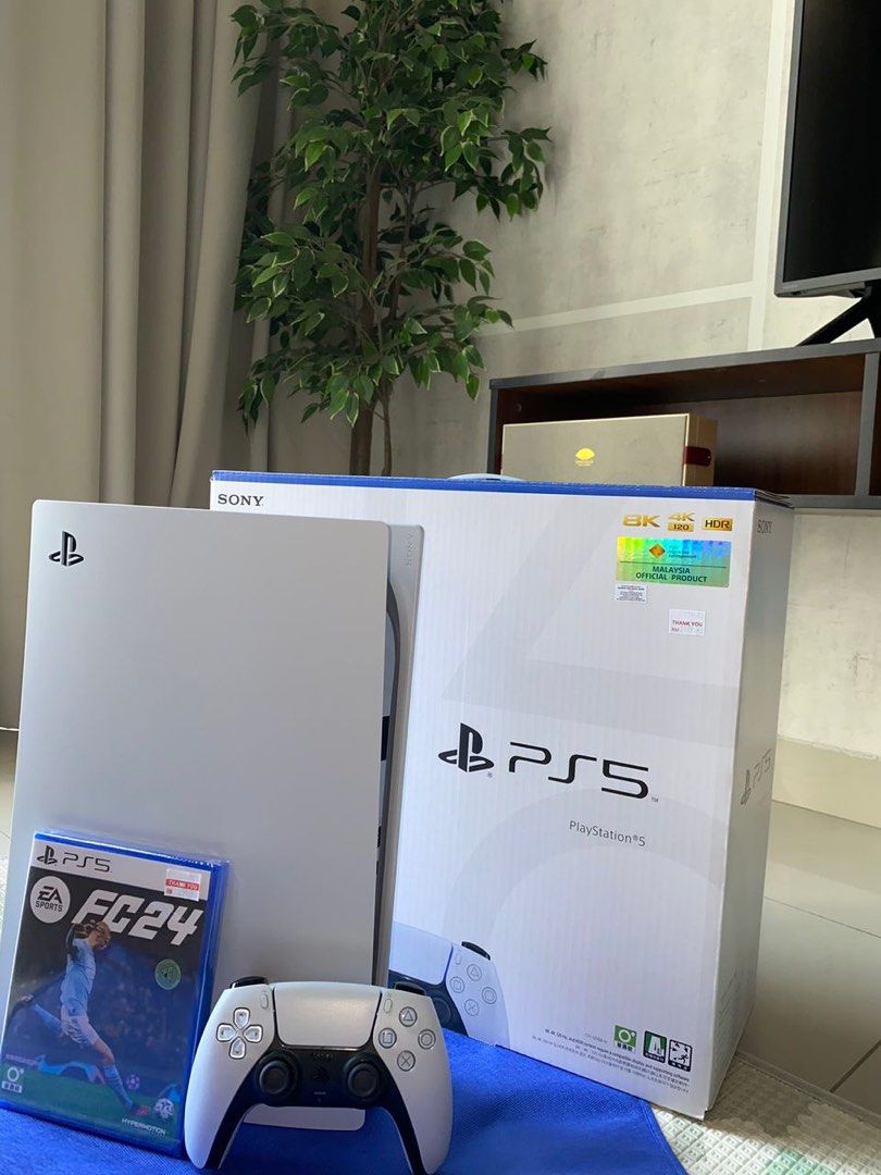 PS5 & 1 controller (Category: PlayStation) located in Kuala Lumpur. Submitted by aanpaan123 (Listing ID 1459324749, Image 1). Description: - Sony PlayStation 5 (Disc Edition) - Includes 1 DualSense Wireless Controller - Comes with EA Sports FC 24 game - All original box contents included - Brand new and ready for gaming!.