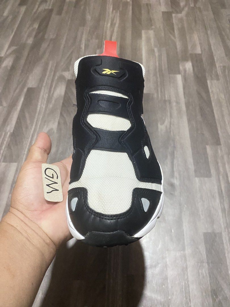 Reebok Furylite 3.0 (Category: Sneakers) located in Cebu City. Submitted by freemoon.b85e0c (Listing ID 1459472112, Image 3). Description: Reebok Furylite 3.0 Legit/2nd hand Size 7.5 us/6.5 uk/40 euro/25.5 cm Price 850 plus sf Good condition.