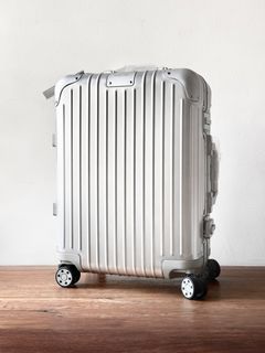 RIMOWA 🧳 Collection item 1