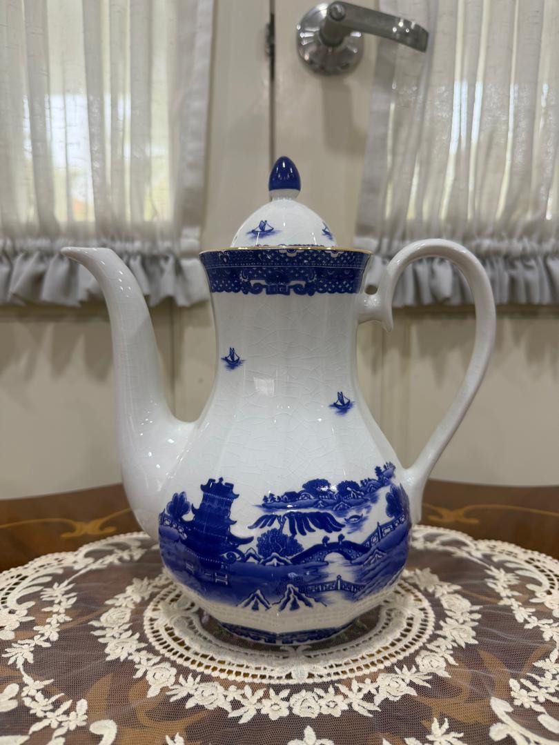 Ringtons willow pattern (Category: Coffee & Tea Tableware) located in Kajang. Submitted by justreviveit (Listing ID 1459455215, Image 2). Description: Rm50 each. Dm for details..