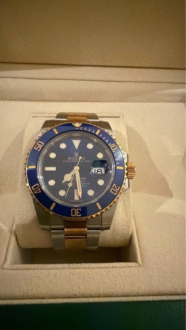 ROLEX SUBMARINER BLUESY (Category: Luxury Watches) located in Taguig. Submitted by consumergoodstrading (Listing ID 1456277825, Image 3). Description: ROLEX SUBMARINER “BLUESY” 2020 Full Set 40mm Ref. 116613LB For More Information PM me thanks .