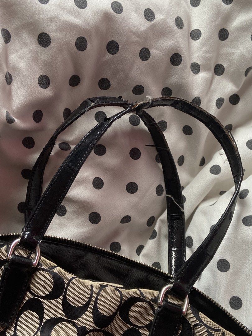 [LOWEST PRICE] Coach Black Monogram Bag (Category: Luxury Bags & Wallets) located in Marikina City. Submitted by scarkiv (Listing ID 1459330245, Image 3). Description: - Classic Coach monogram print handbag - Tan and black colorway - Patent leather trim and handles - Zipper closure - Metal feet on bottom - Ideal for everyday use.